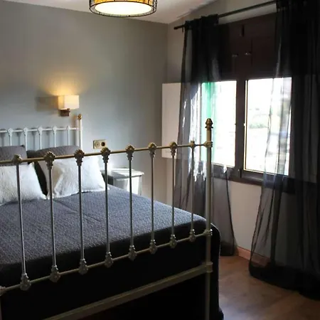 Sleeps 8 Pool Wifi